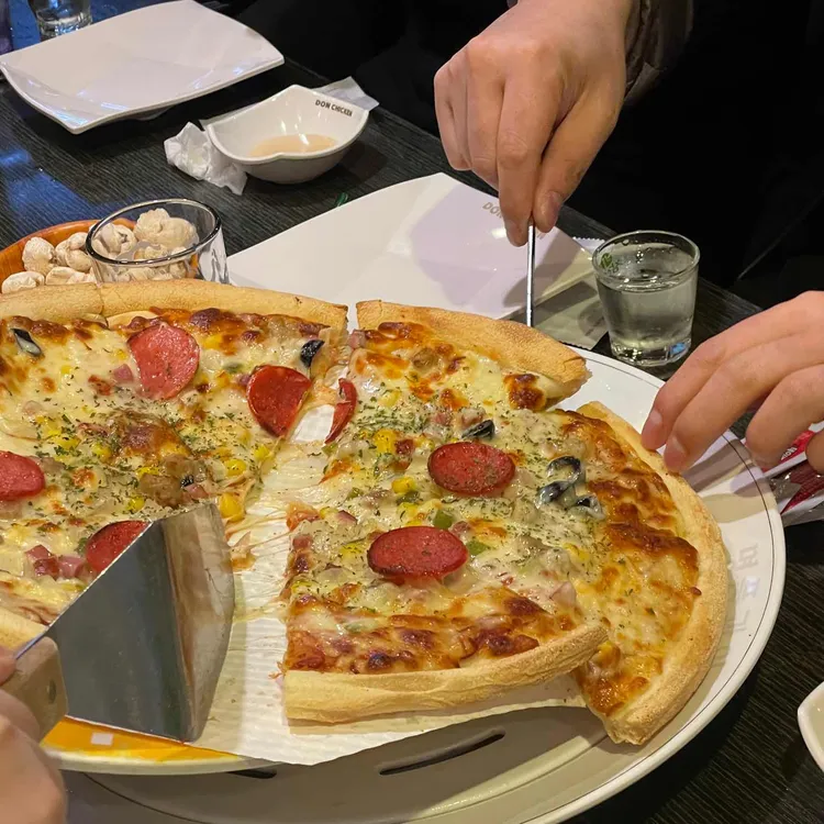 돈치킨 대표 사진