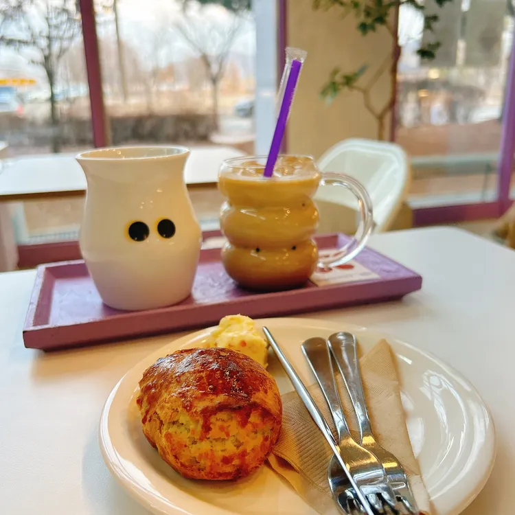 클라리멘토 대표 사진
