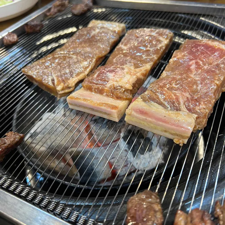 뉴창동화로숯불구이 대표 사진
