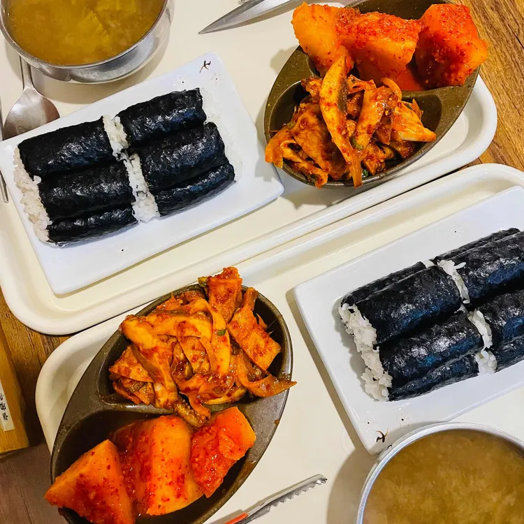 할매손충무김밥 대표 사진