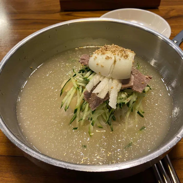 고봉냉면 대표 사진
