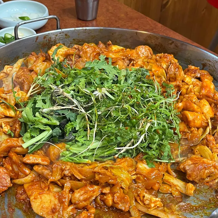 윤일닭갈비 대표 사진