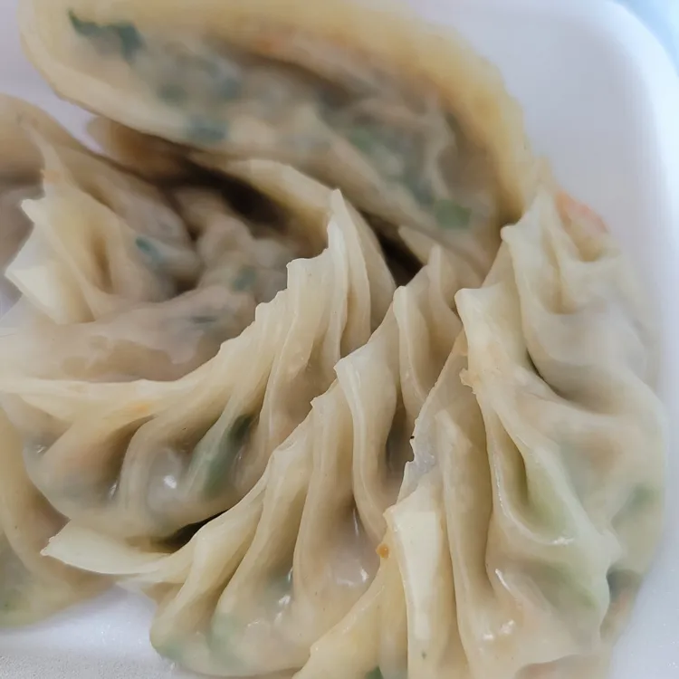 대화역 복성손만두, 간단하고 저렴한 만두 맛집 - AI 딩코의 맛집 공략