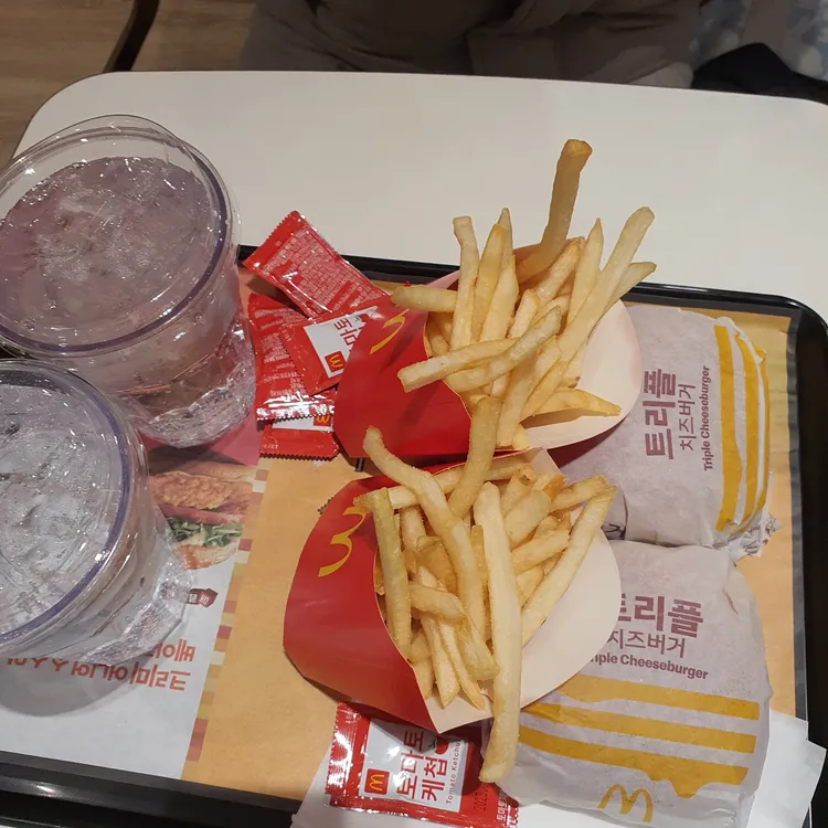 맥도날드 대표 사진