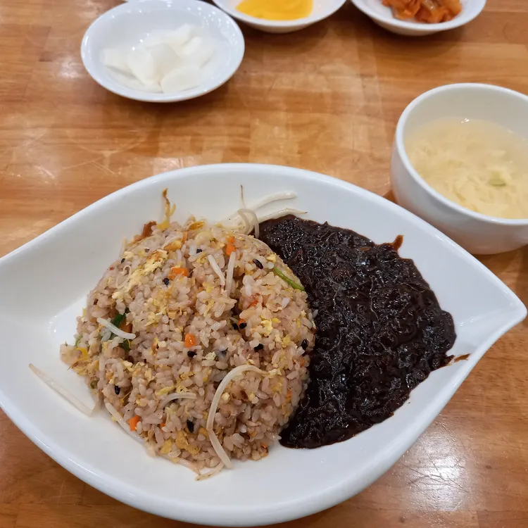 천상운집 대표 사진