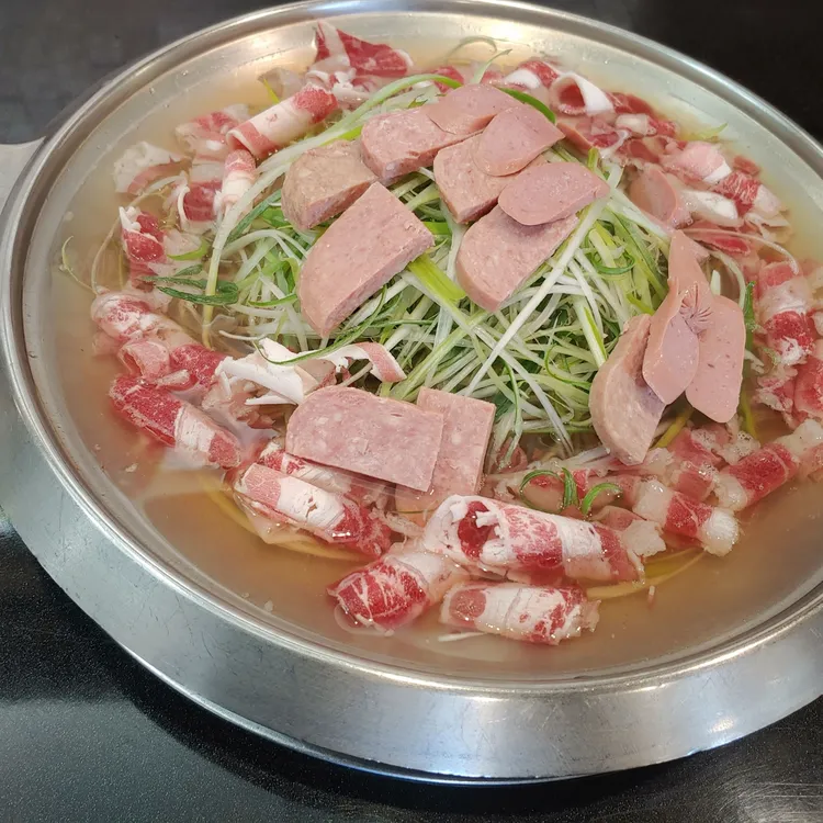 신의주부대찌개 대표 사진