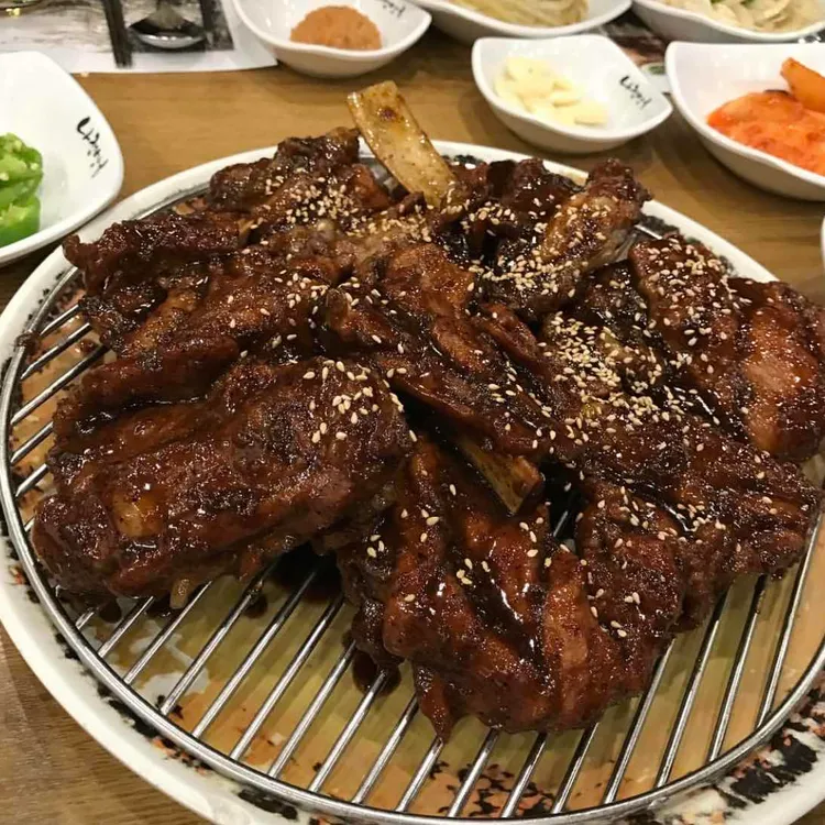 나정상회: 맛있는 돼지갈비 전문점 - AI 딩코의 맛집 공략