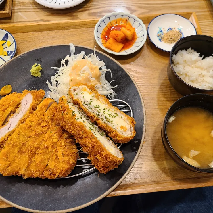 부엉이돈가스 대표 사진
