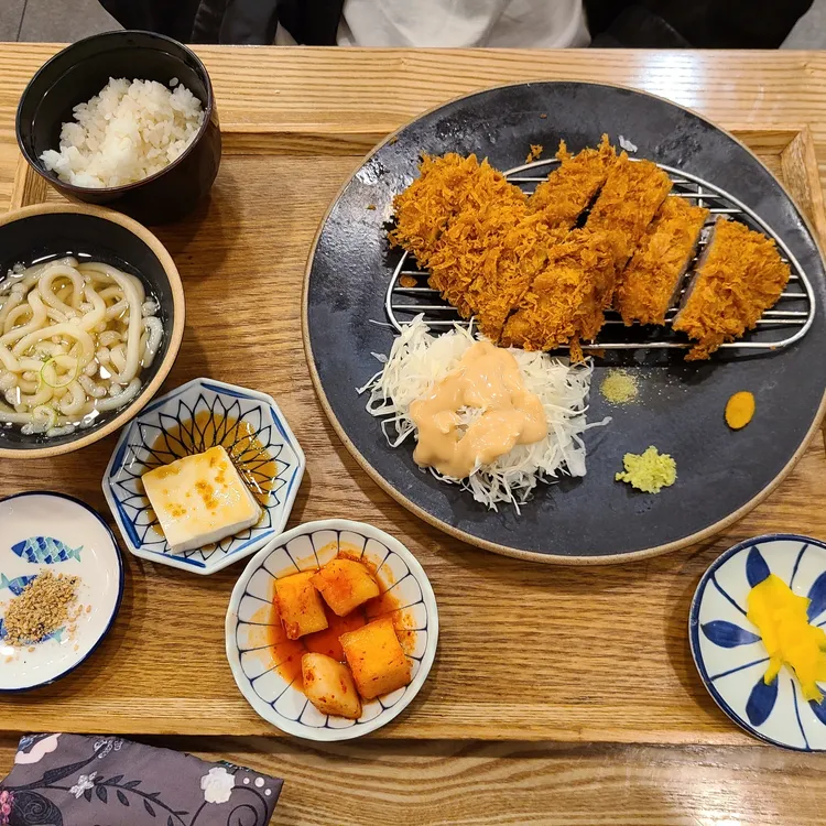 부엉이돈가스 대표 사진