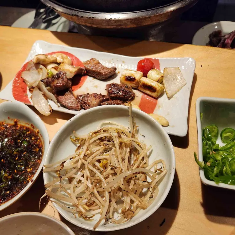 고급 분위기의 양갈비 맛집 라무진 - AI 딩코의 맛집 공략