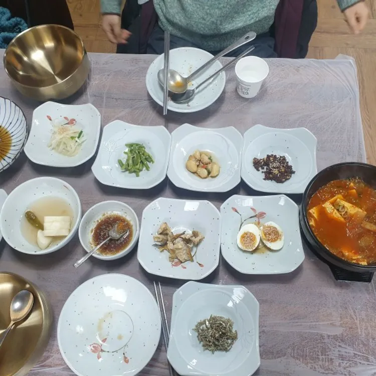 돌물레민속식당 대표 사진