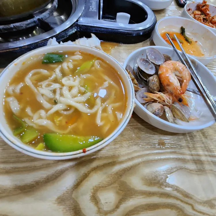 백청우칼국수 대표 사진
