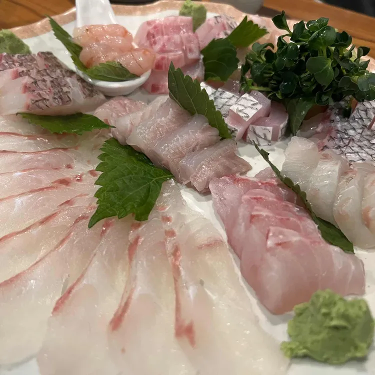 정오 대표 사진