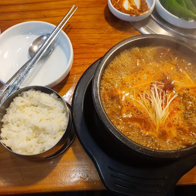 우정원 대표 사진