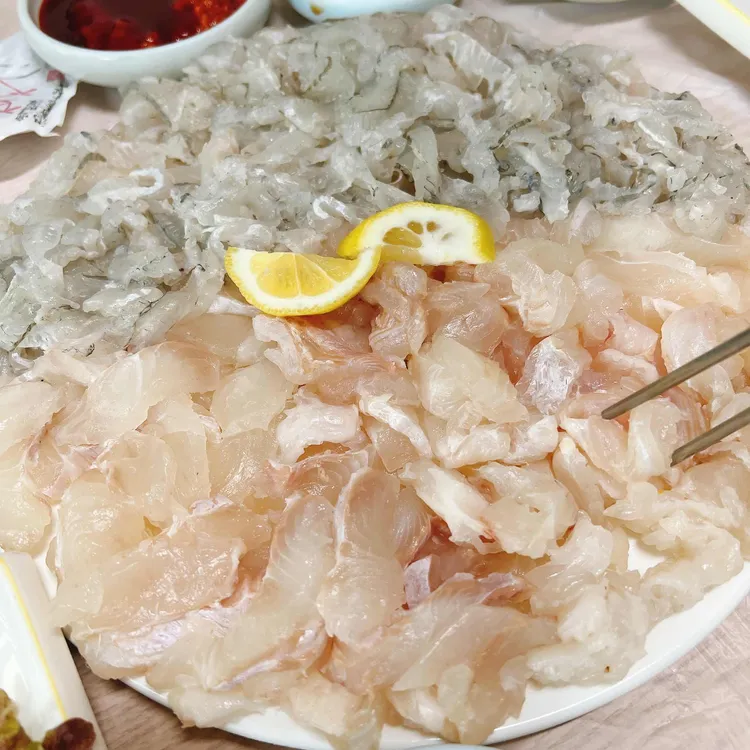 본전횟집 대표 사진