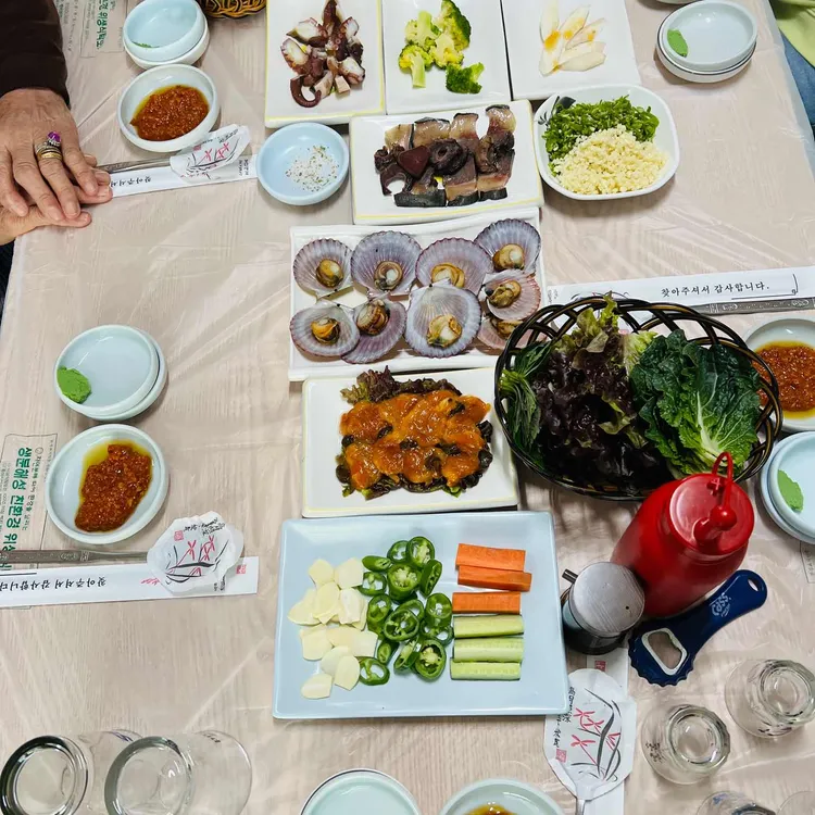 본전횟집 대표 사진