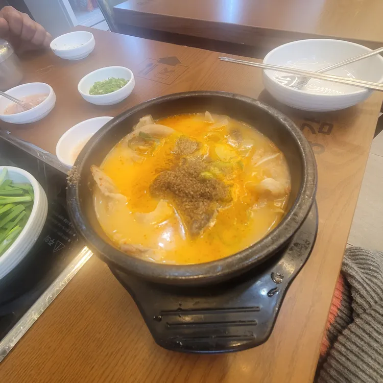 약선당 토속 감자탕 대표 사진