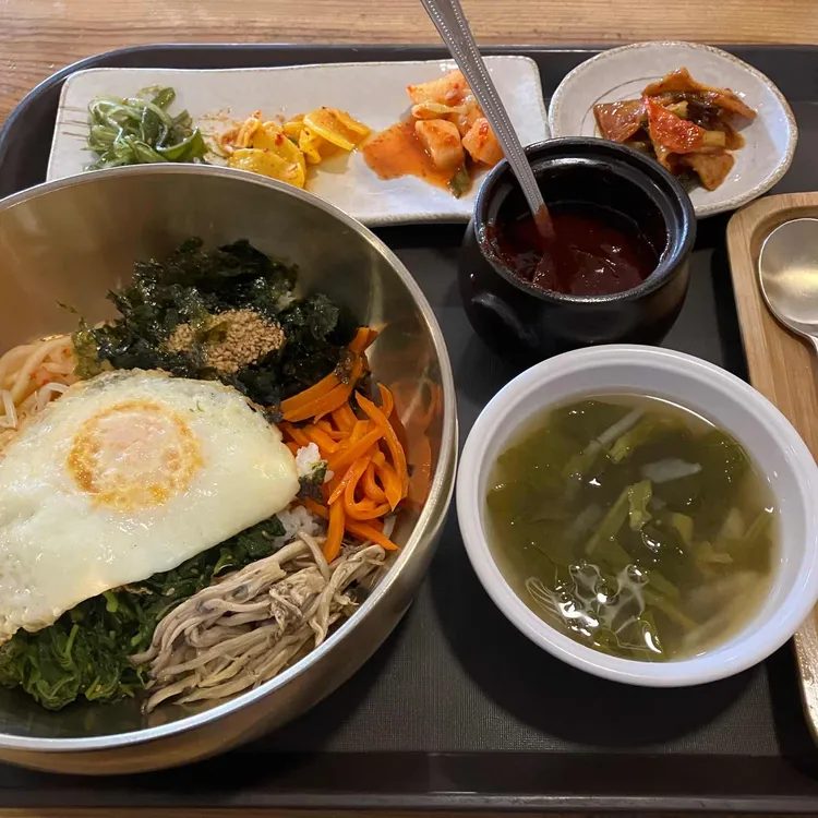 담쟁이 대표 사진