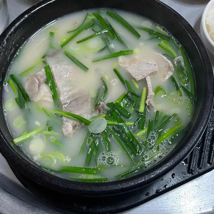 삼기돼지국밥 대표 사진