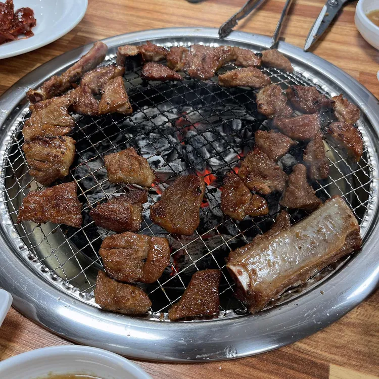 제주숯불갈비 예산본점 - 예산 돼지갈비, 숯불갈비 맛집 | 다이닝코드, 빅데이터 맛집검색