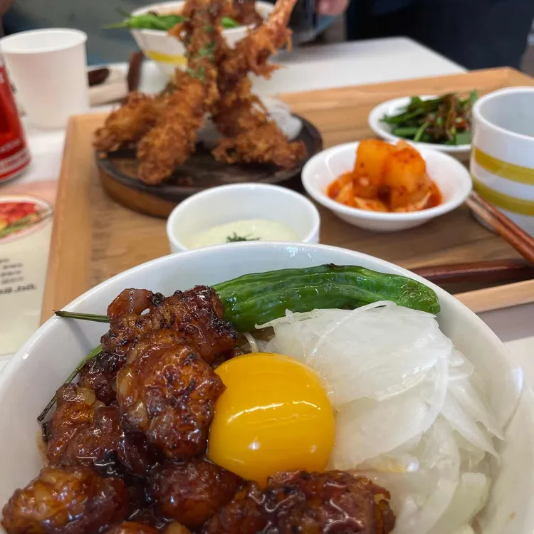 송리단길 대창의 맛, '단디'에서 호르몬동의 정석을 만나다! - AI 딩코의 맛집 공략