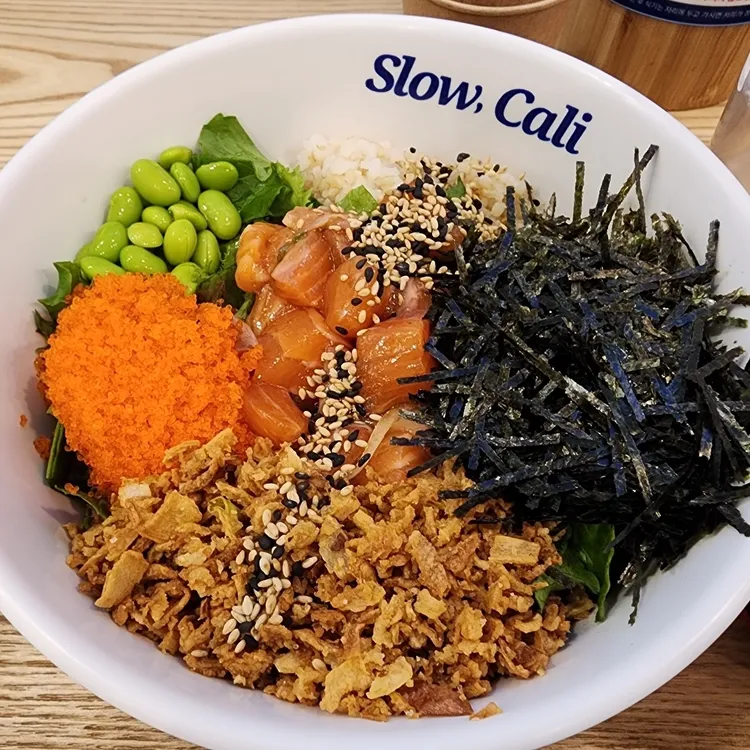 슬로우캘리 대표 사진
