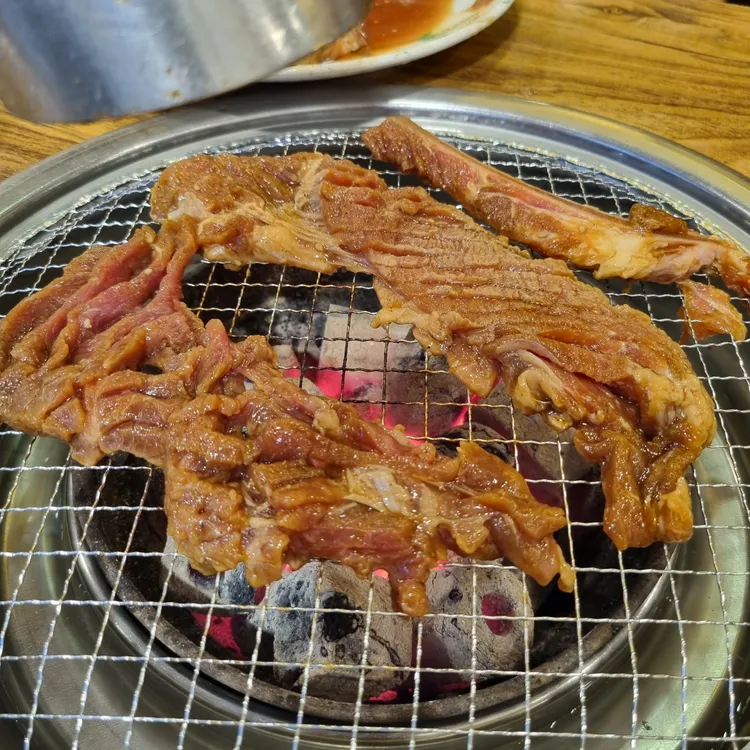 본전숯불갈비 대표 사진