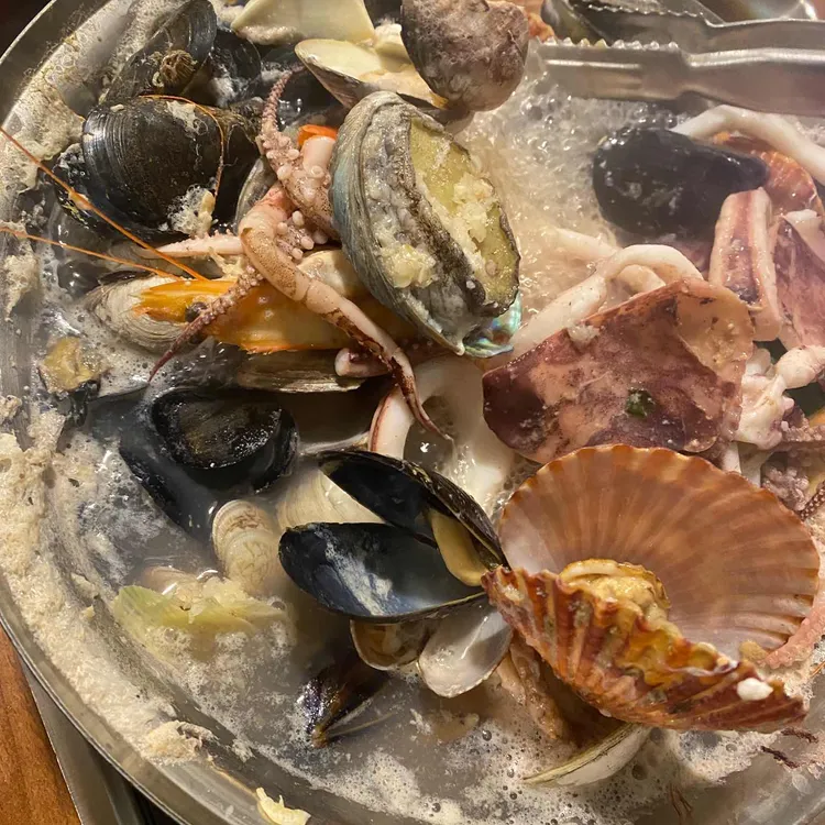 해물폭탄 칼국수의 정석, 박승광해물손칼국수 - AI 딩코의 맛집 공략
