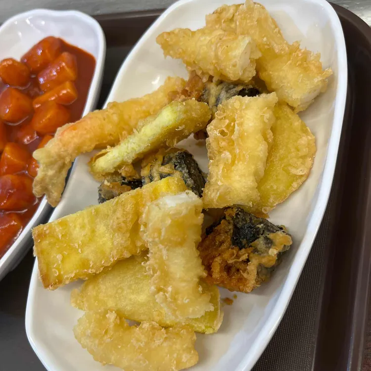 모퉁이네 대표 사진