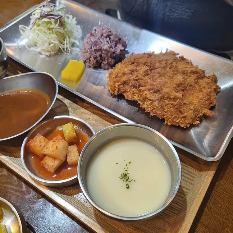 청평연돈까스 대표 사진