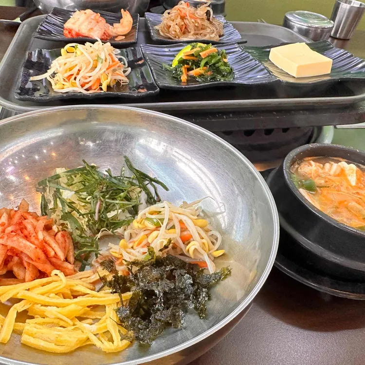 꺼먹돌쌈밥 대표 사진