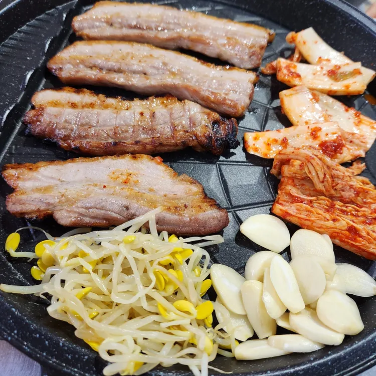 나의신랑은나무꾼 대표 사진