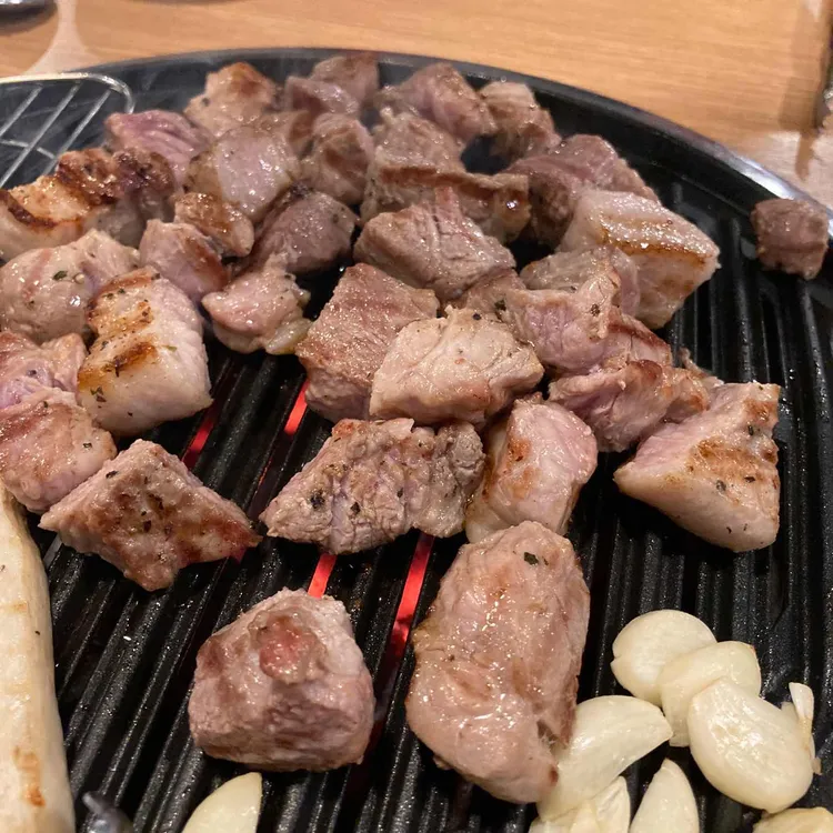 왕고집 참숯구이 대표 사진