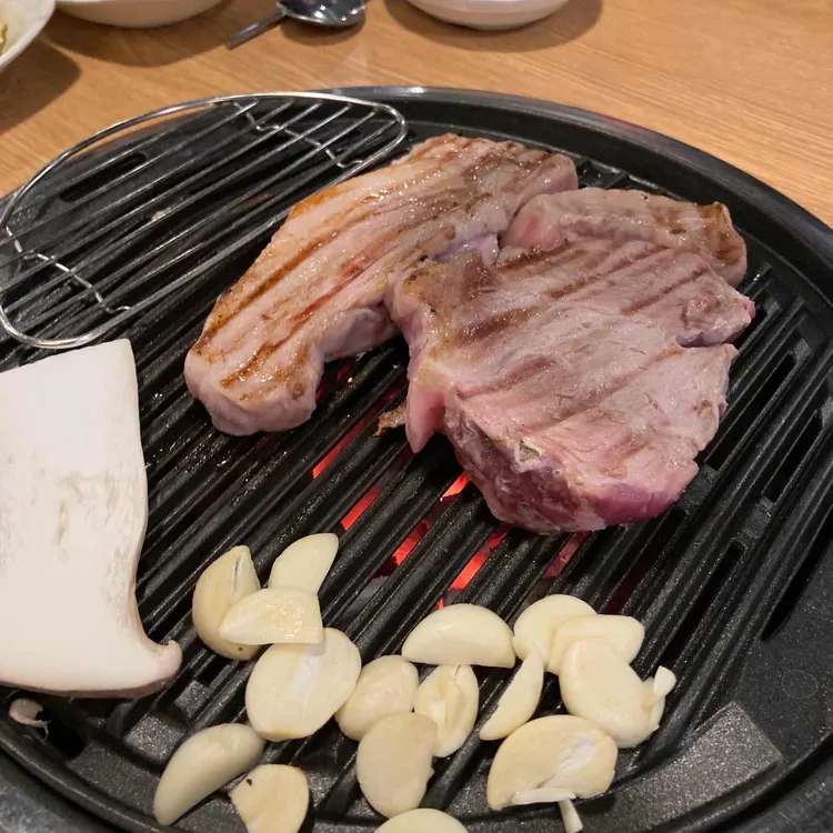 왕고집 참숯구이 대표 사진
