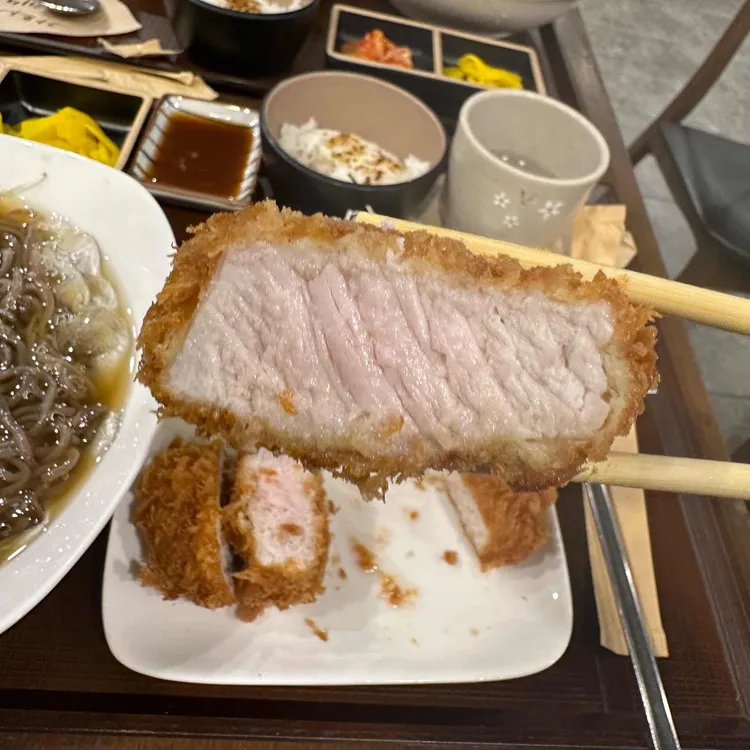 쉐맘 대표 사진