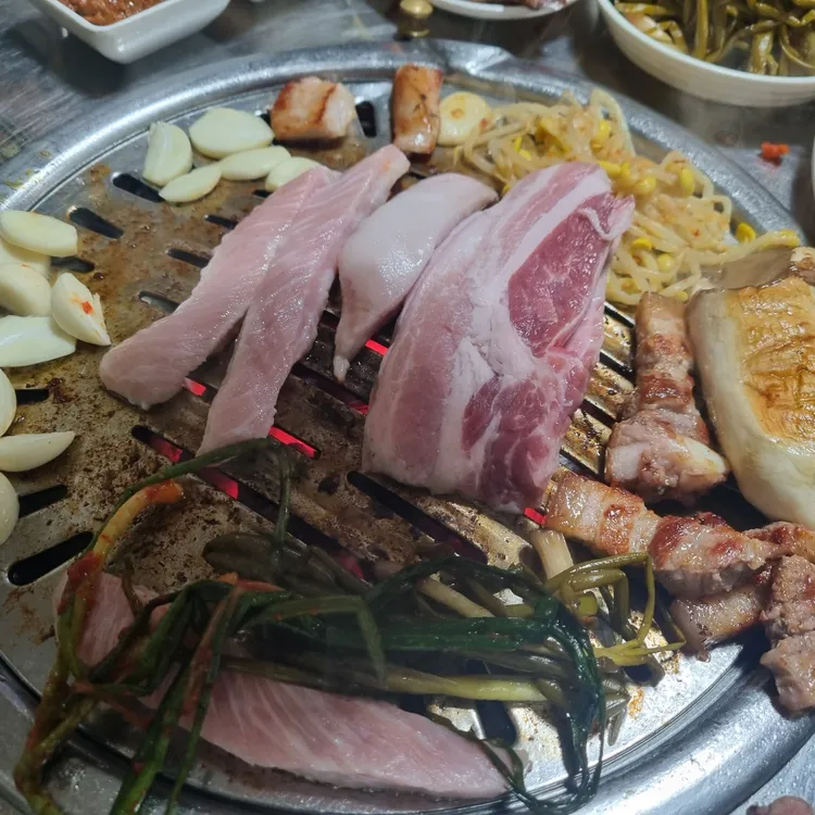 참숯단양돼지촌 대표 사진