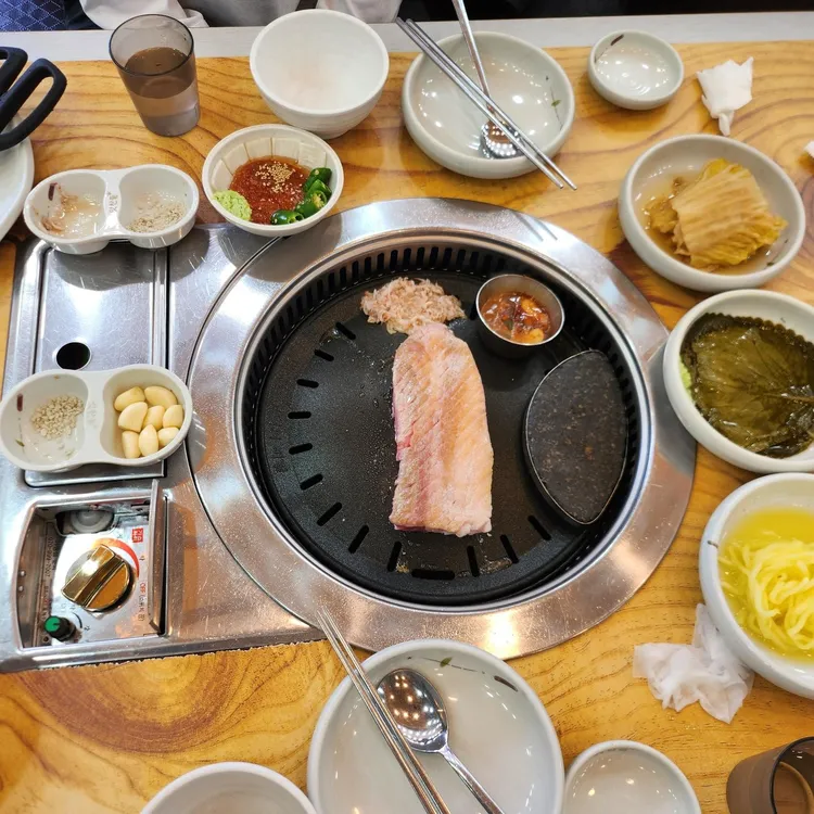 맛찬들 왕소금구이 대표 사진