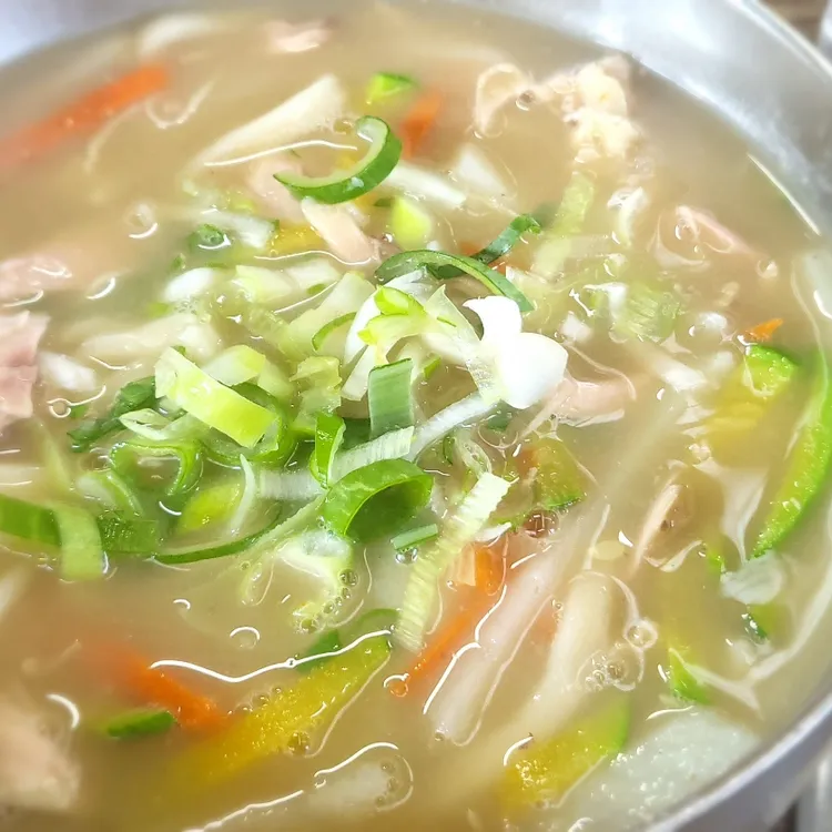 엄마손닭칼국수 대표 사진