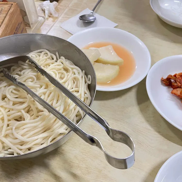인생 칼국수집, 개봉칼국수 - AI 딩코의 맛집 공략