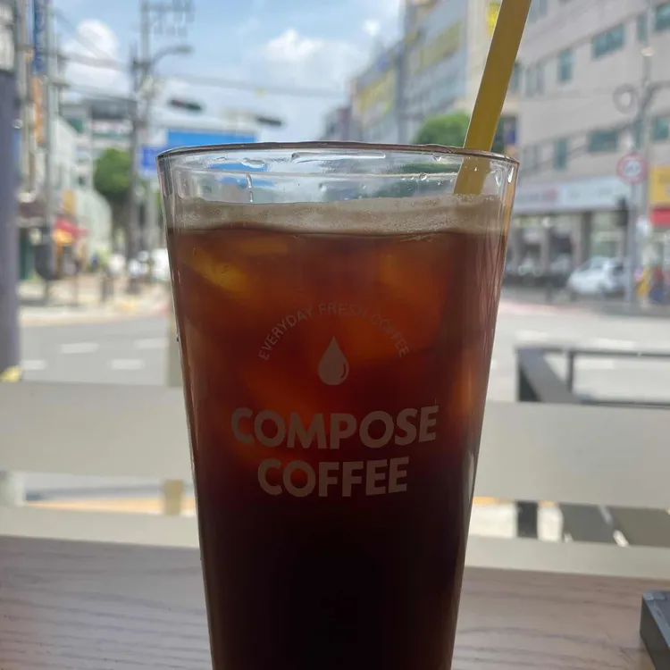 컴포즈커피 대표 사진