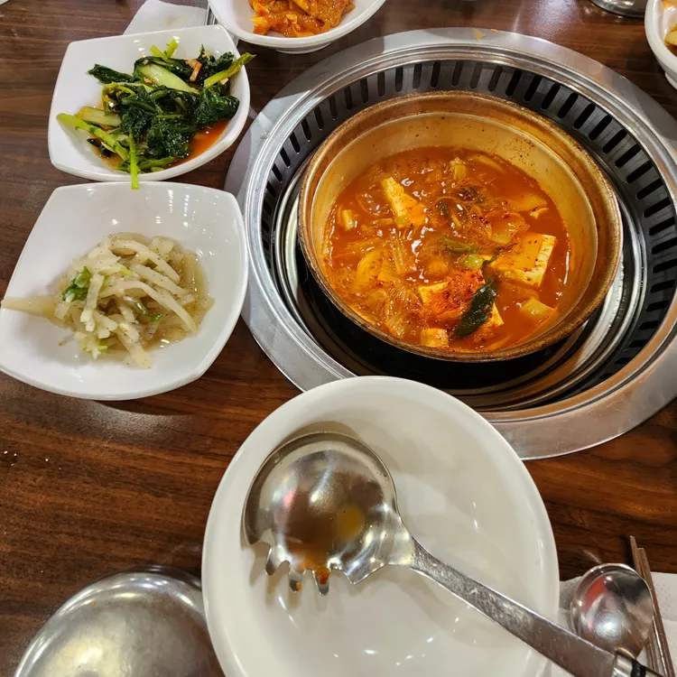 김치찌개미화식당 향남점 대표 사진