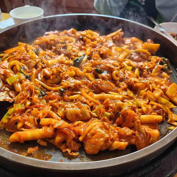 한씨네 춘천닭갈비 대표 사진