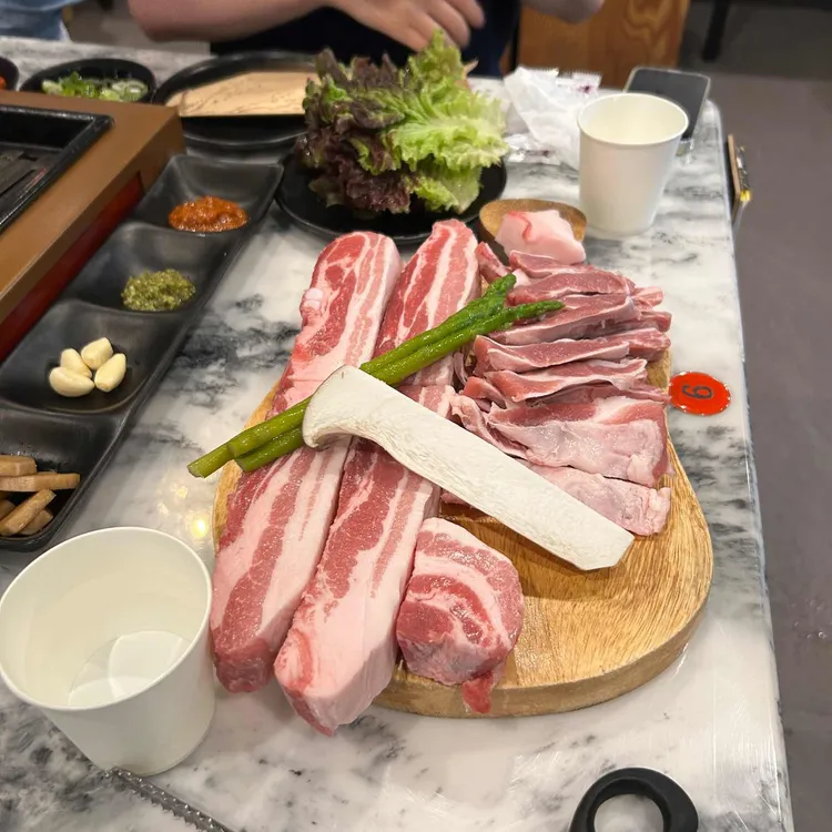 금도야지 대표 사진