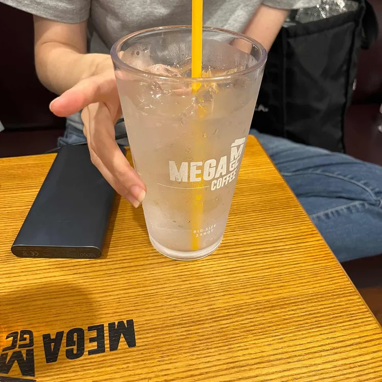 메가커피 대표 사진