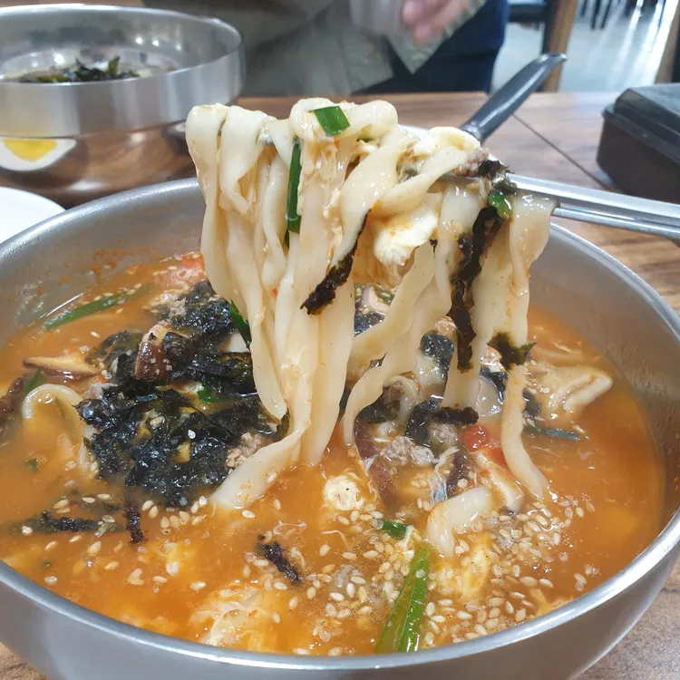 장칼국수 대표 사진
