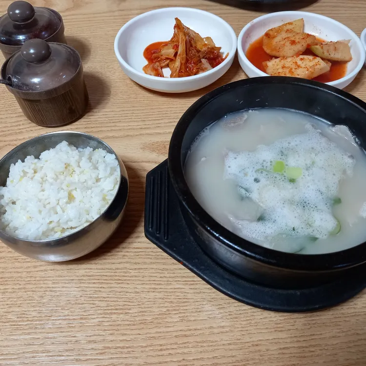 팔도돼지국밥 대표 사진