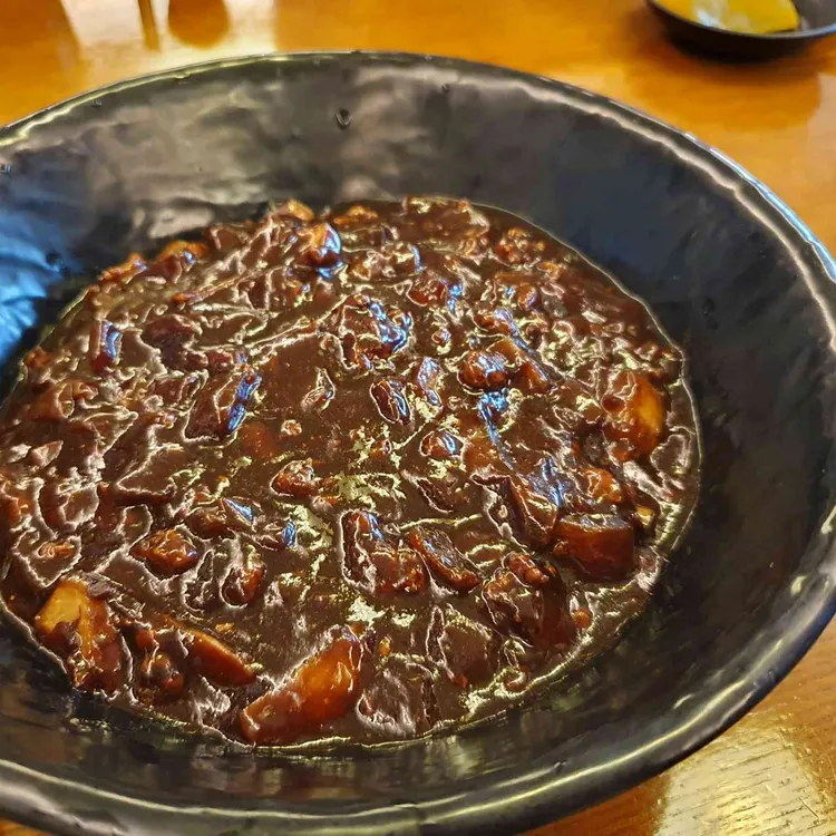 메이탄 대표 사진