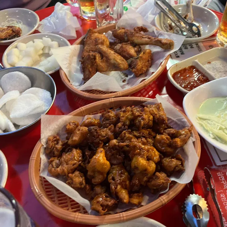옛날가마솥통닭 대표 사진