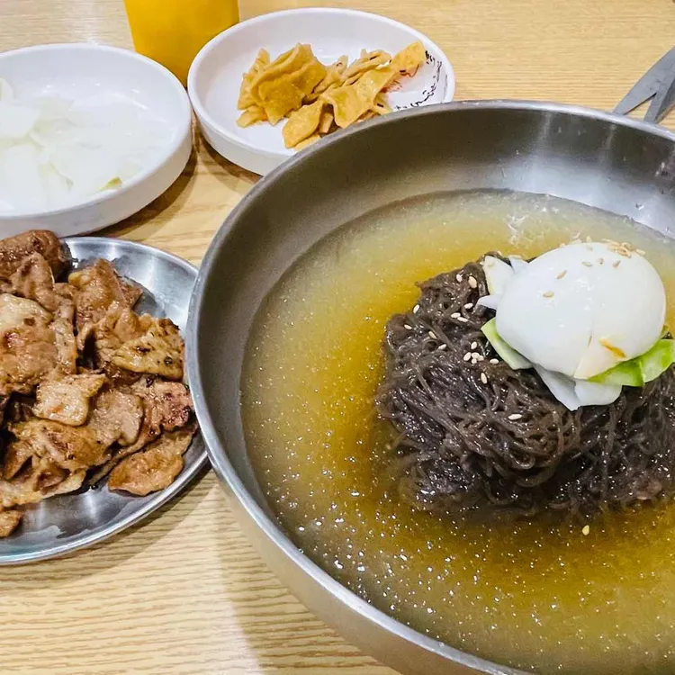 엄마손돼지불백 대표 사진