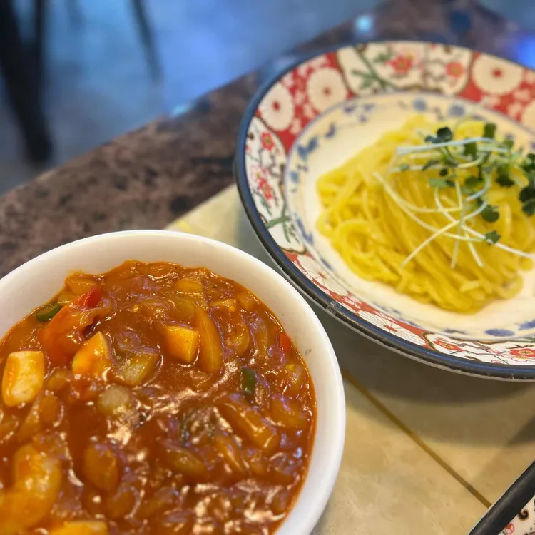 라이라이 대표 사진